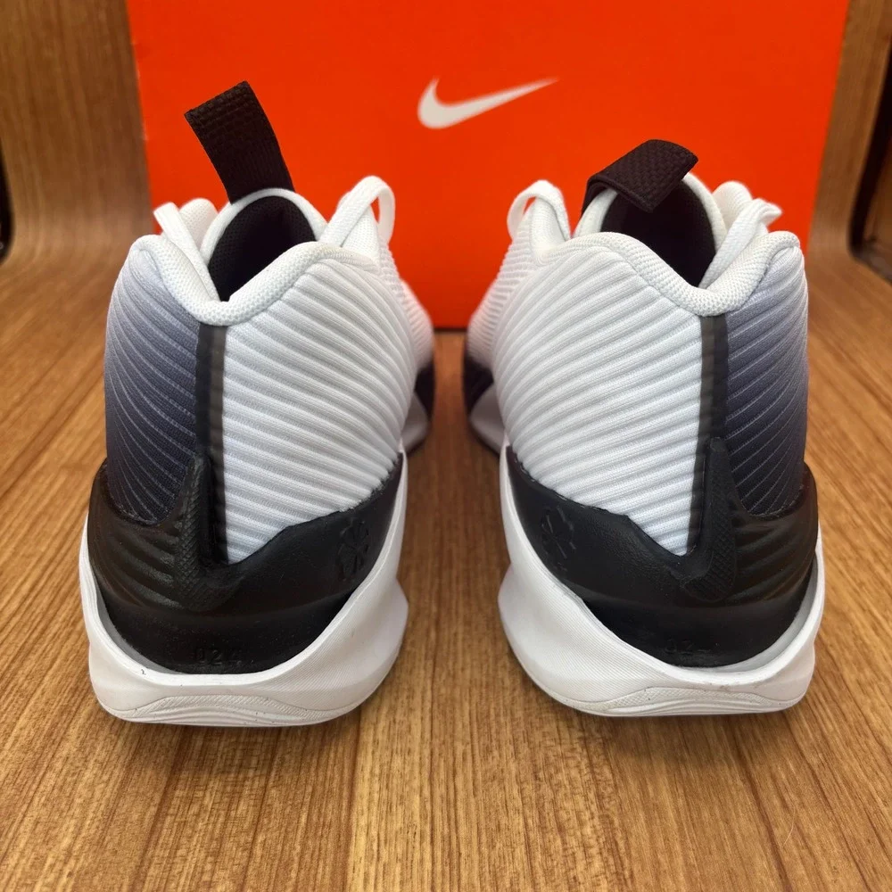 Nike G.T. Jump Academy Mens 8.5 White Black Silver FV5524-100 NEW